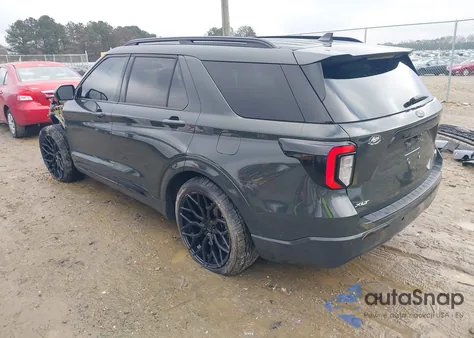 2022 Ford Explorer Xlt z USA, uszkodzony, nr VIN 1FMSK7DH6NGB64049